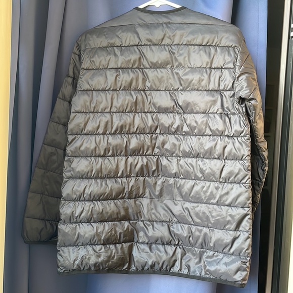 Everlane renew channeled liner - flawed - Picture 6 of 10